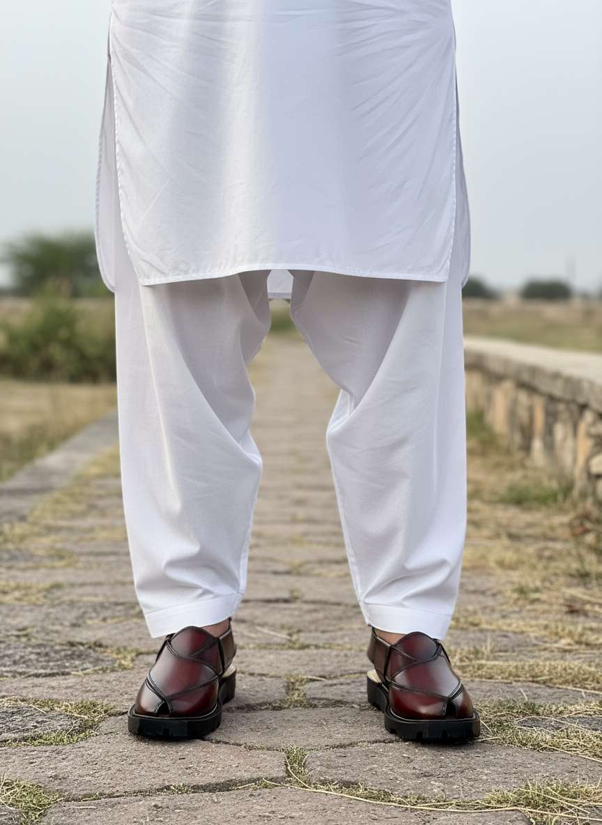 Narozi Hand Made Chappal ( Black/Maroon)